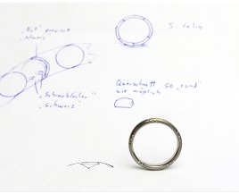 Verlobungsring, designed nach Vorbild eines Rhönrads